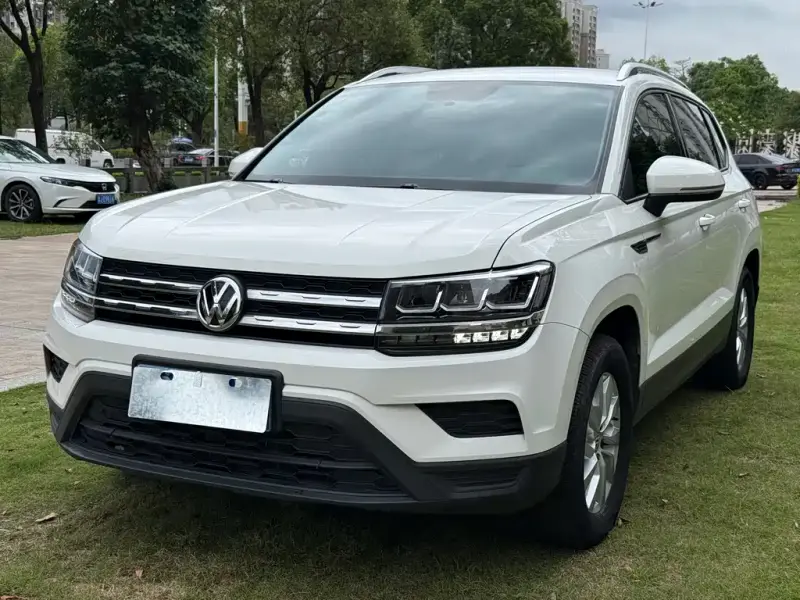 Volkswagen Tharu