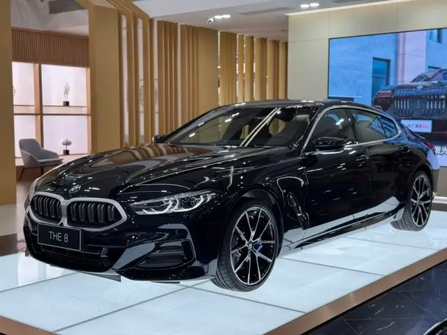 BMW 8-Series