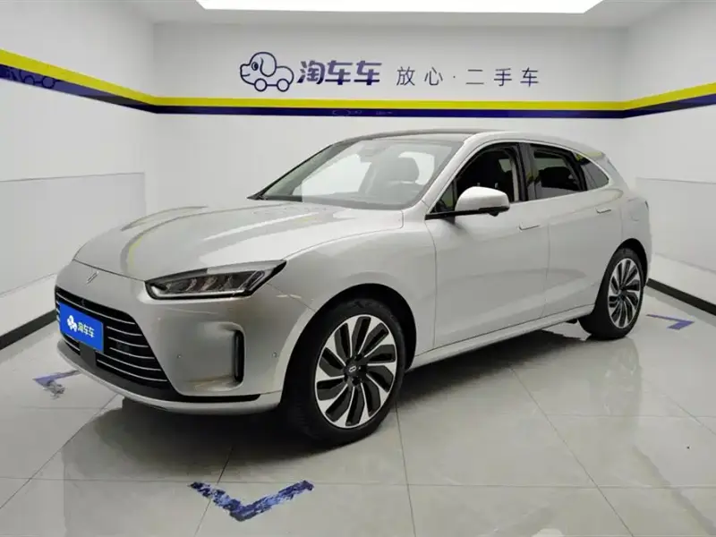 AITO M5