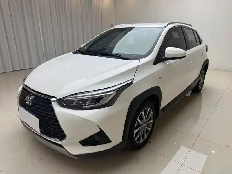 Toyota Yaris L