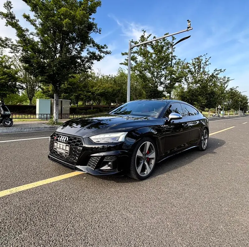 Audi S5