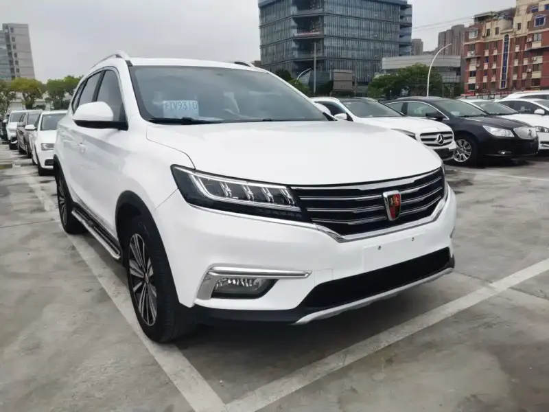 Roewe MG HS (RX5)