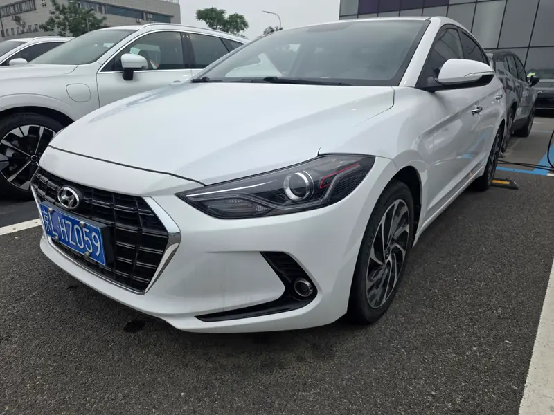 Hyundai Elantra Lingdong