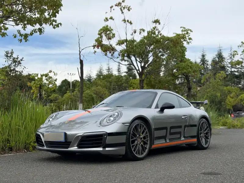 Porsche 911