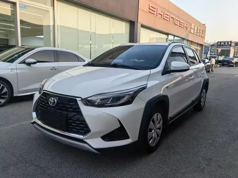 Toyota Yaris L