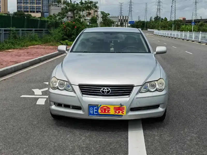 Toyota Reiz