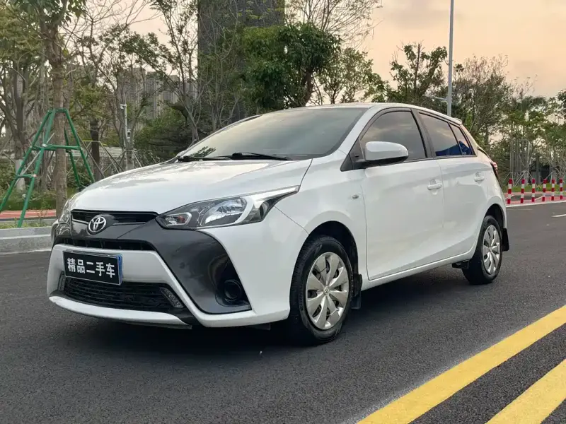 Toyota Yaris L