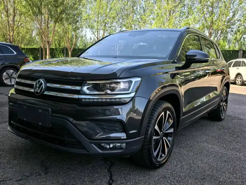 Volkswagen Tharu