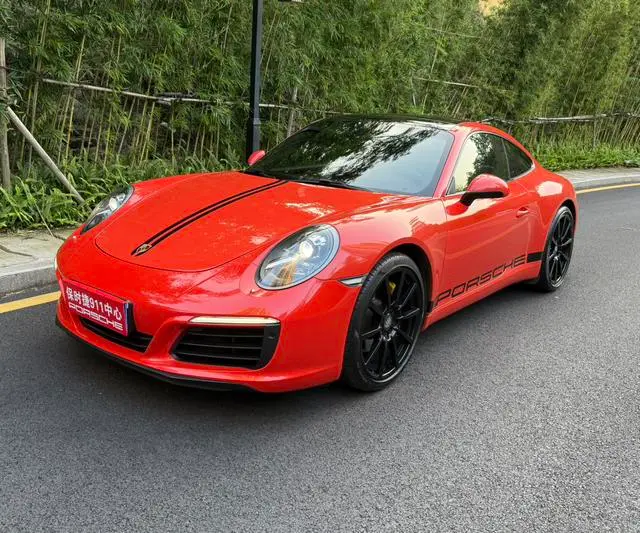 Porsche 911