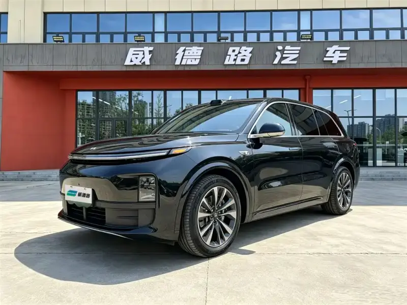 Li Auto L6