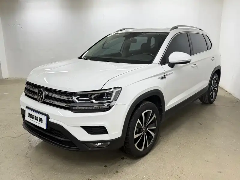 Volkswagen Tharu