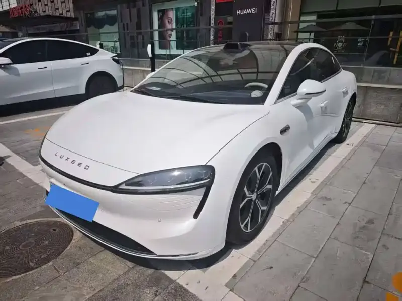 Luxeed Zhijie S7
