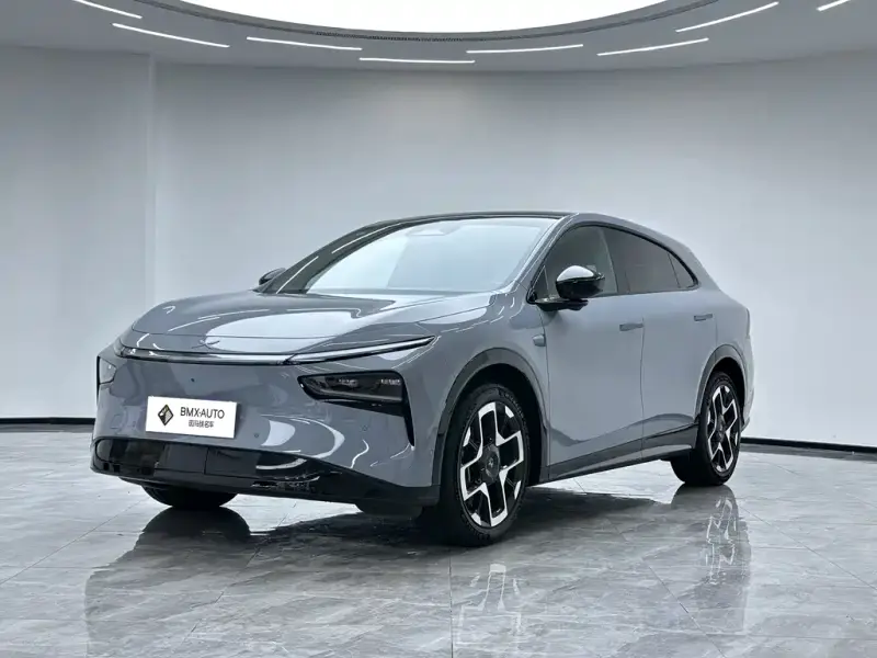 XPeng G7