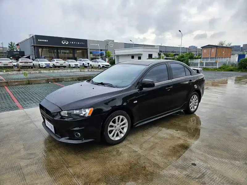 Mitsubishi Lancer EX