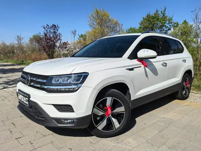 Volkswagen Tharu