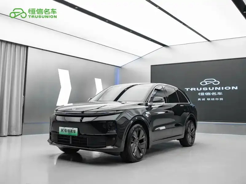 Li Auto L6