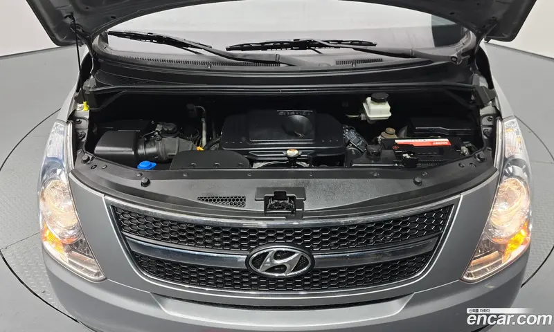 Hyundai H-1