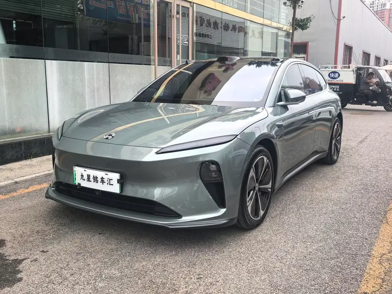 NIO ET5T