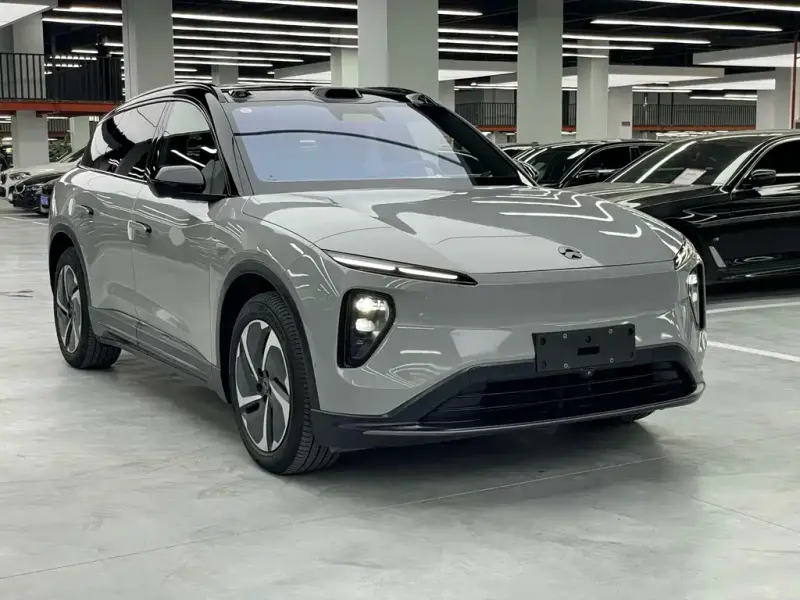NIO ES6