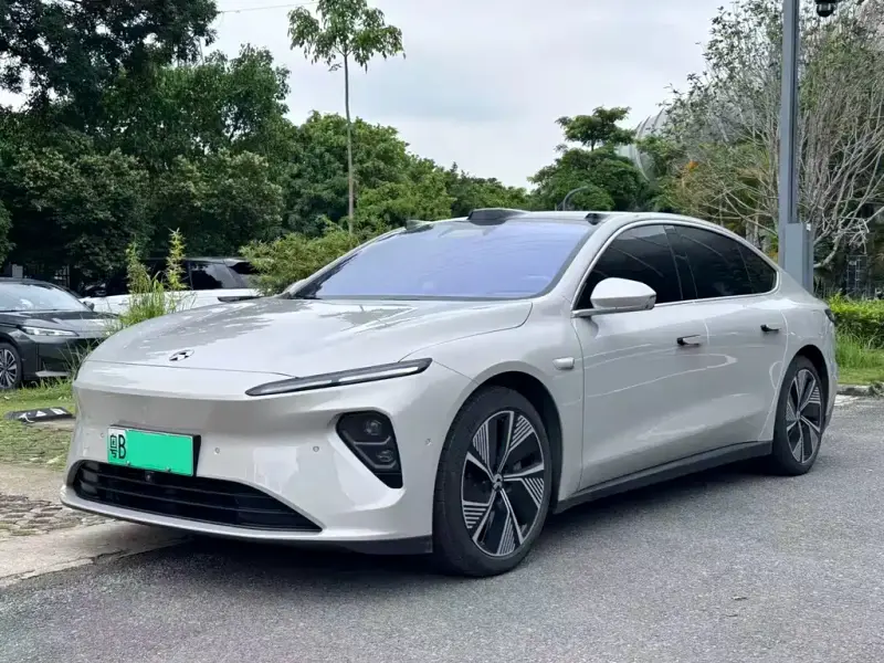 NIO ET7