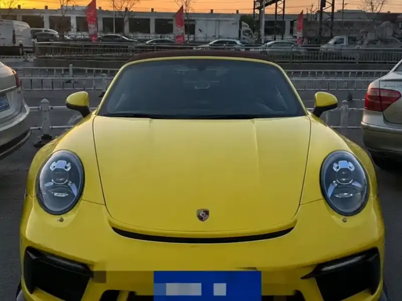 Porsche 911