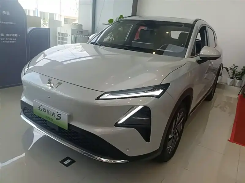 Wuling Starlight S (Xingguang S)