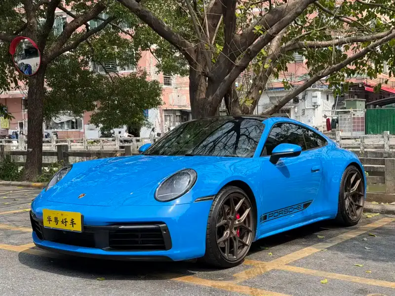 Porsche 911