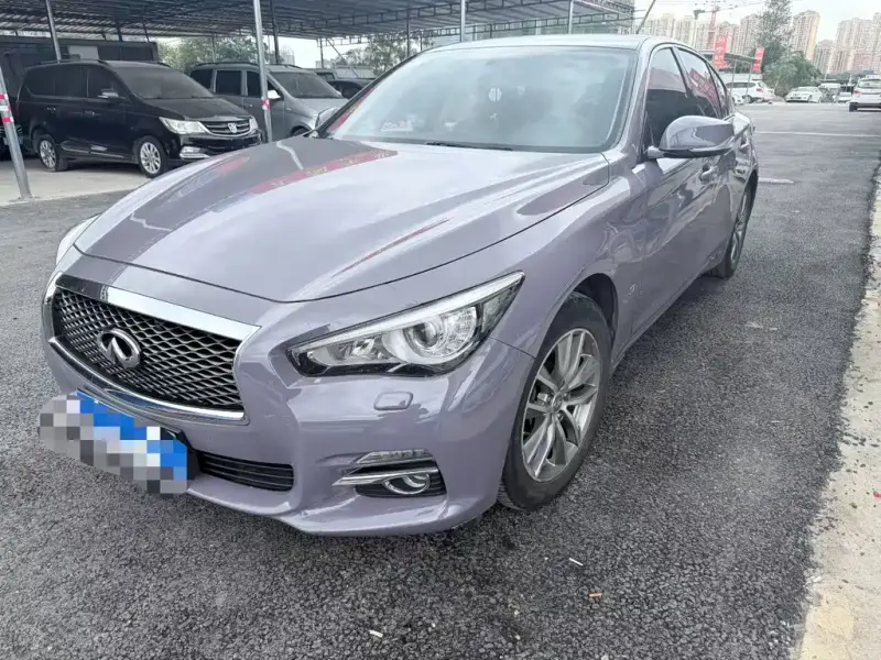 Infiniti Q50L