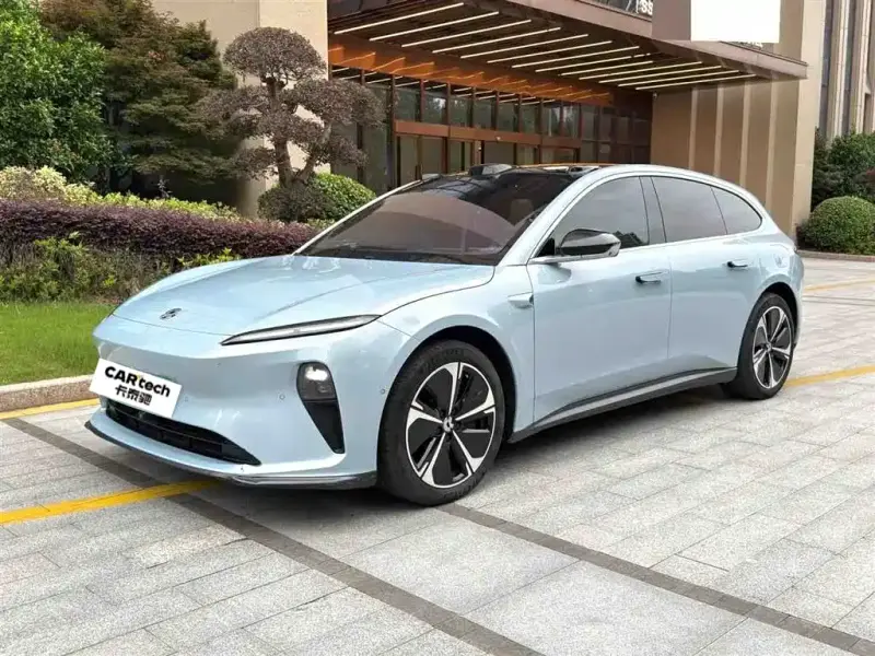 NIO ET5T