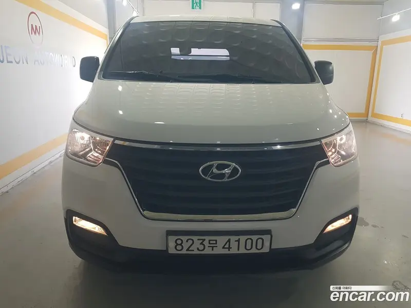Hyundai H-1
