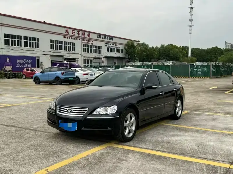 Toyota Reiz
