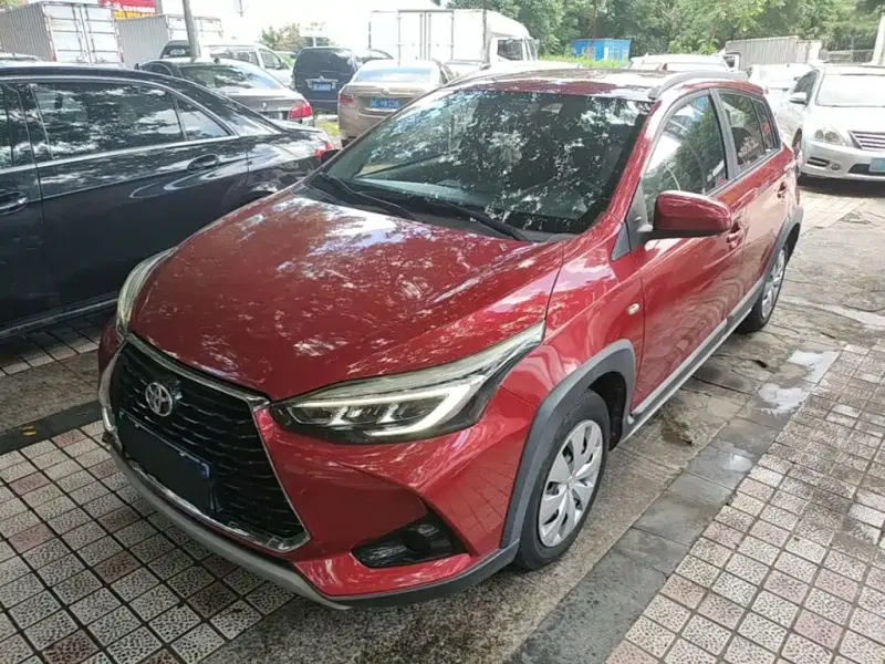 Toyota Yaris L