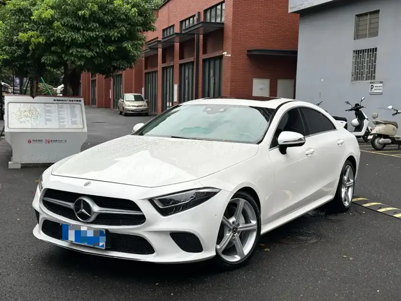 Mercedes-Benz CLS