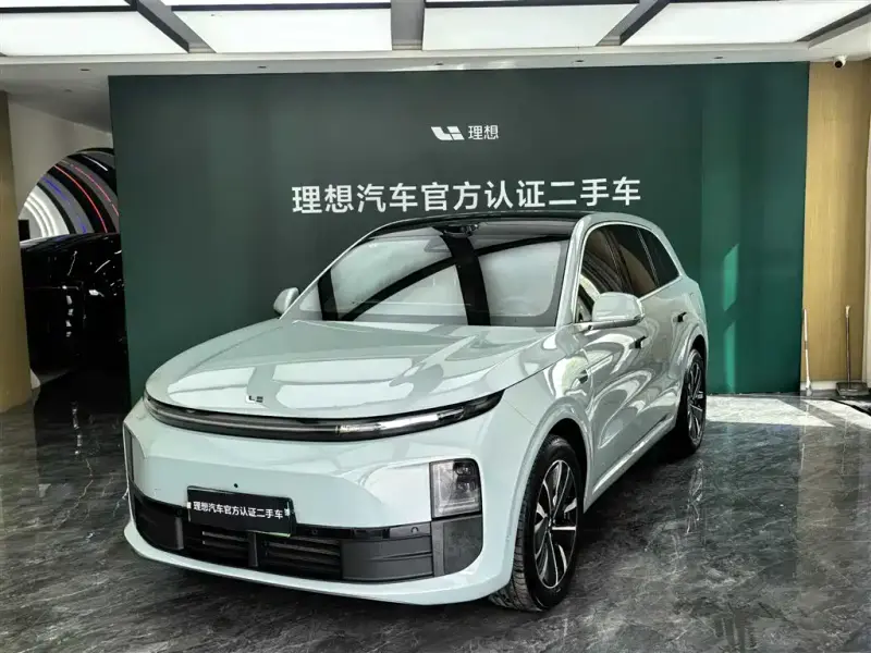 Li Auto L6