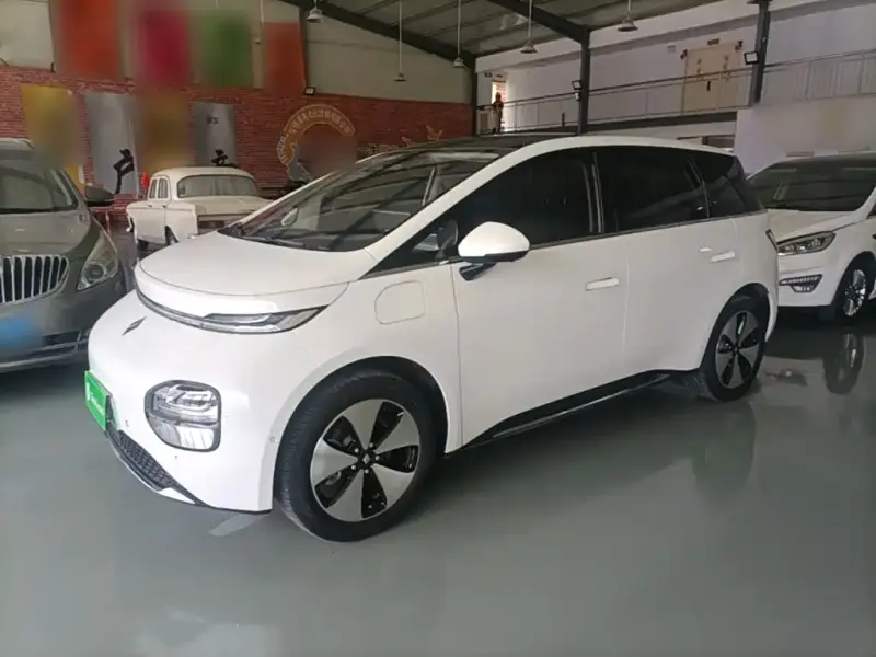Baojun Cloud (Yunduo)