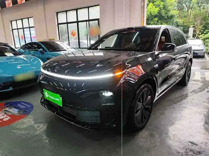 Li Auto L6