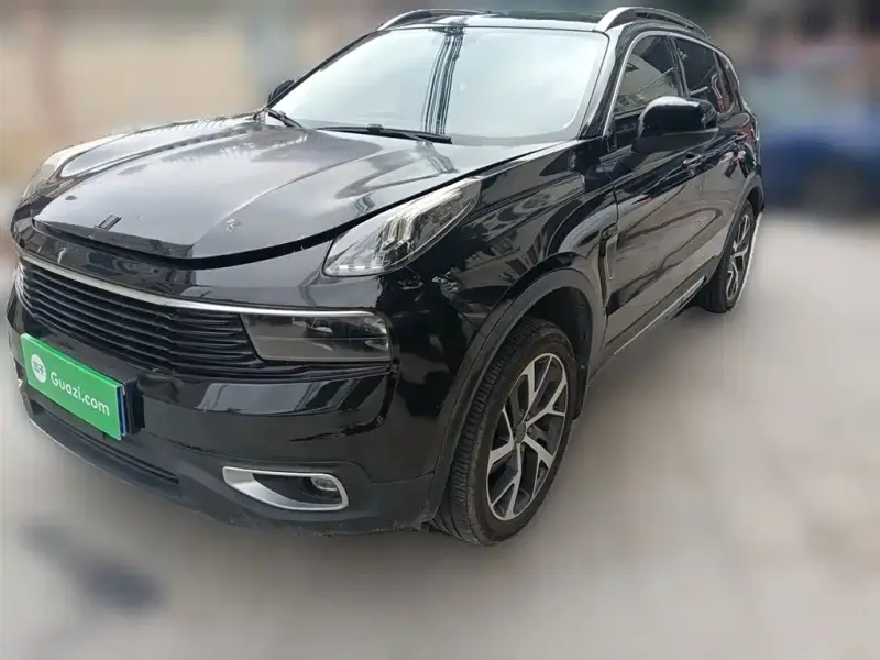 Lynk & Co 01