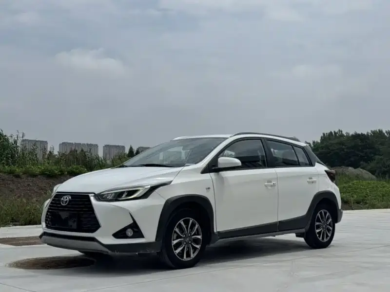 Toyota Yaris L